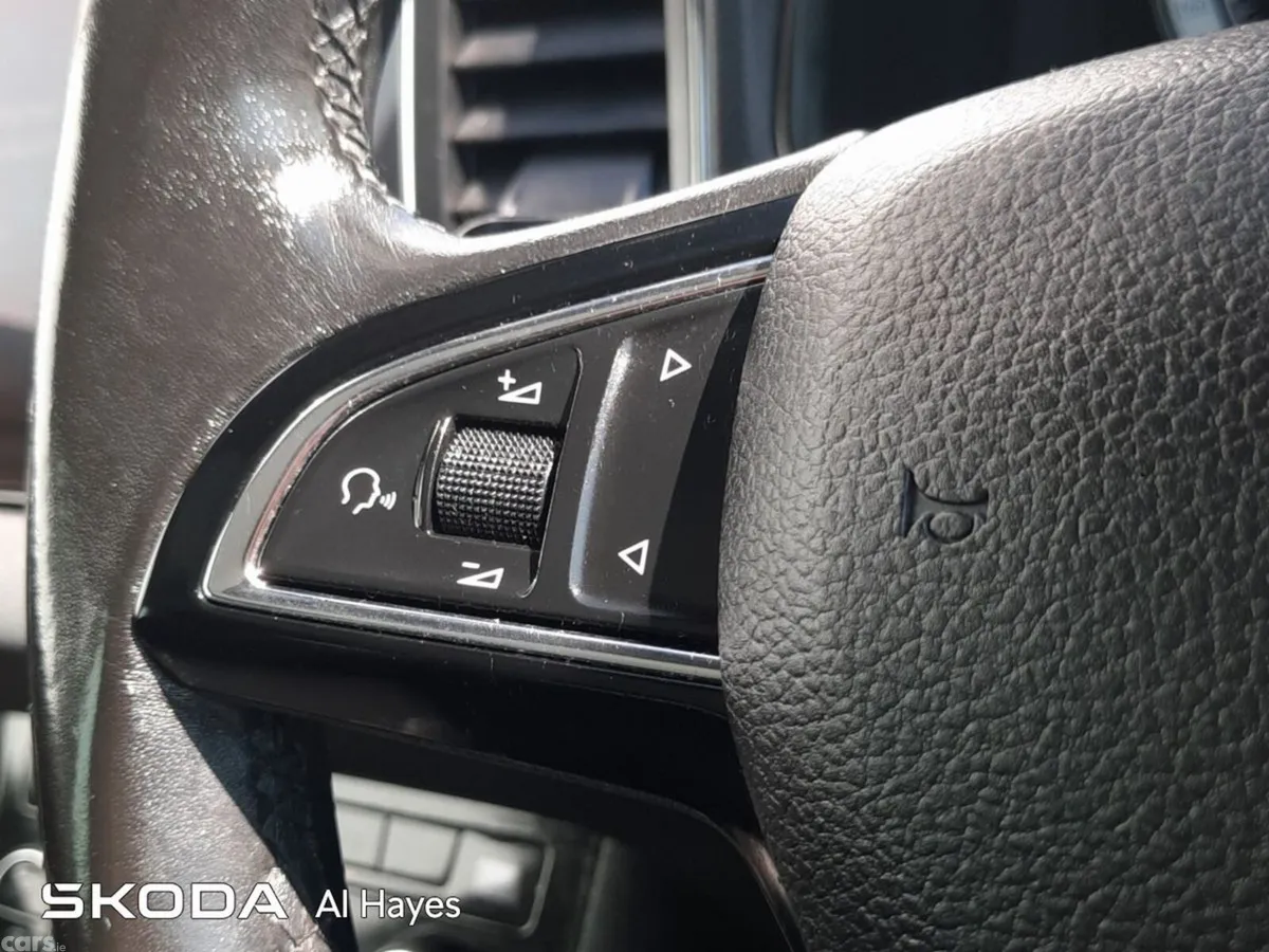 Skoda Karoq SUV, Diesel, 2019, Grey