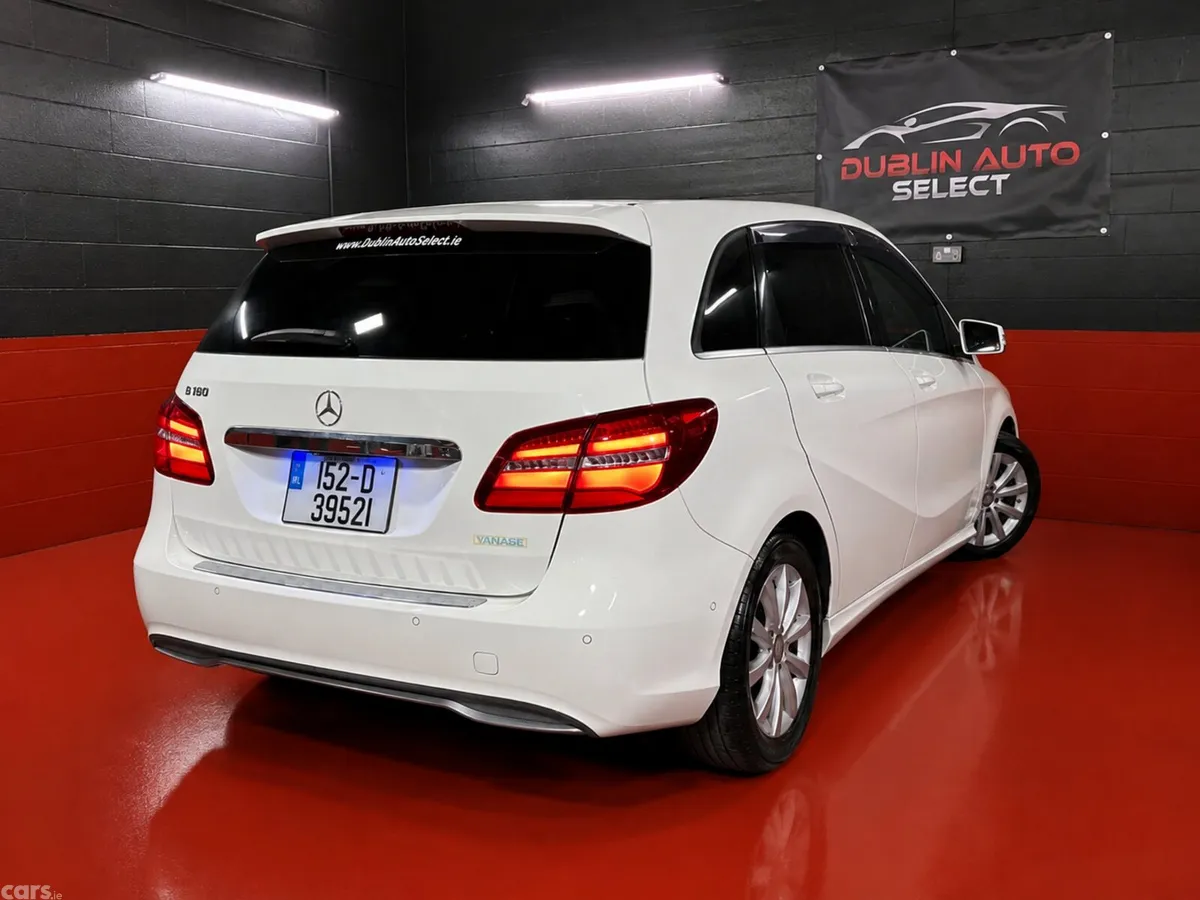 Mercedes-Benz B-Class MPV, Petrol, 2015, White