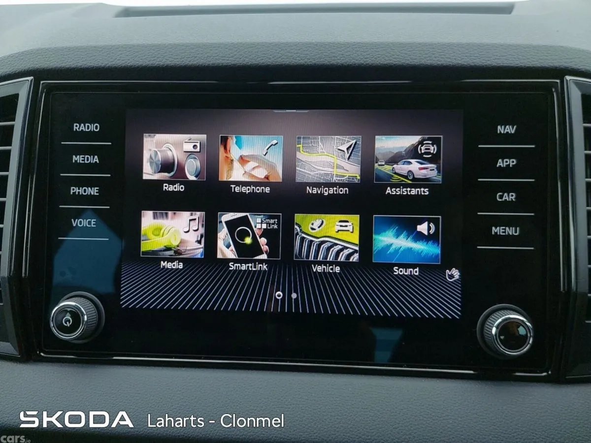 Skoda Karoq SUV, Petrol, 2026, Silver