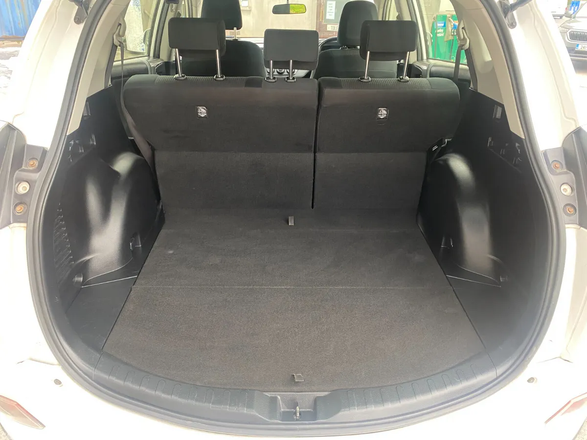 Toyota RAV4 SUV, Diesel, 2018, White