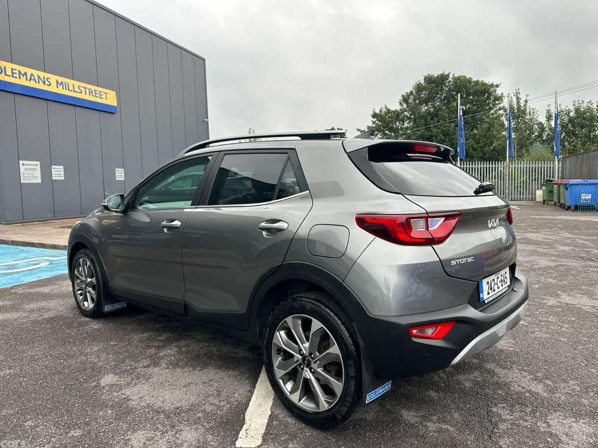 Kia Stonic Estate/Jeep, Petrol Hybrid, 2024, Grey
