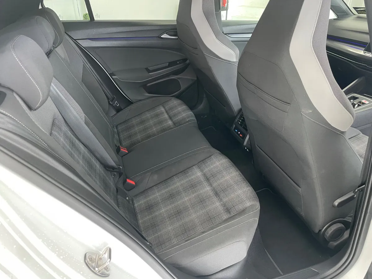 Volkswagen Golf Hatchback, Diesel, 2021, White