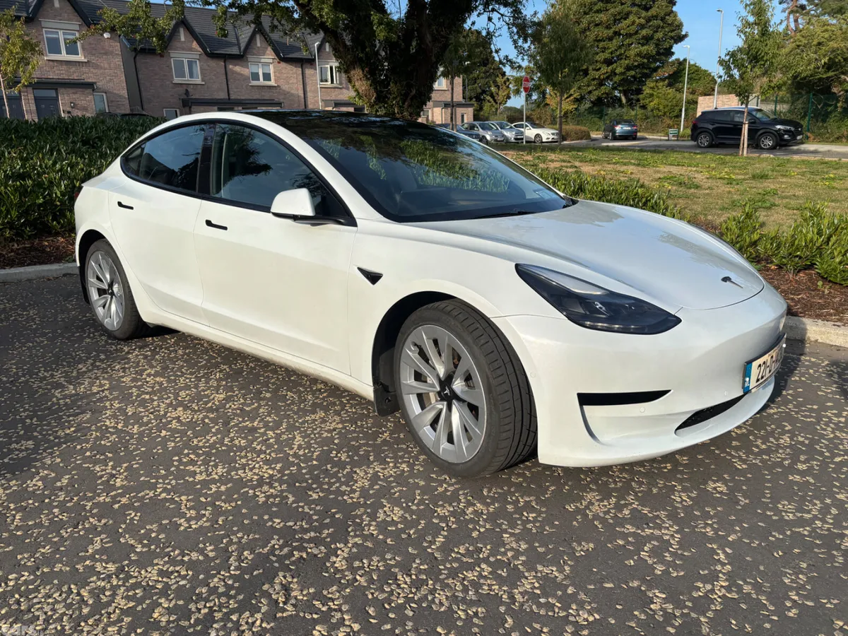 Tesla Model 3 Saloon, Electric, 2022, White