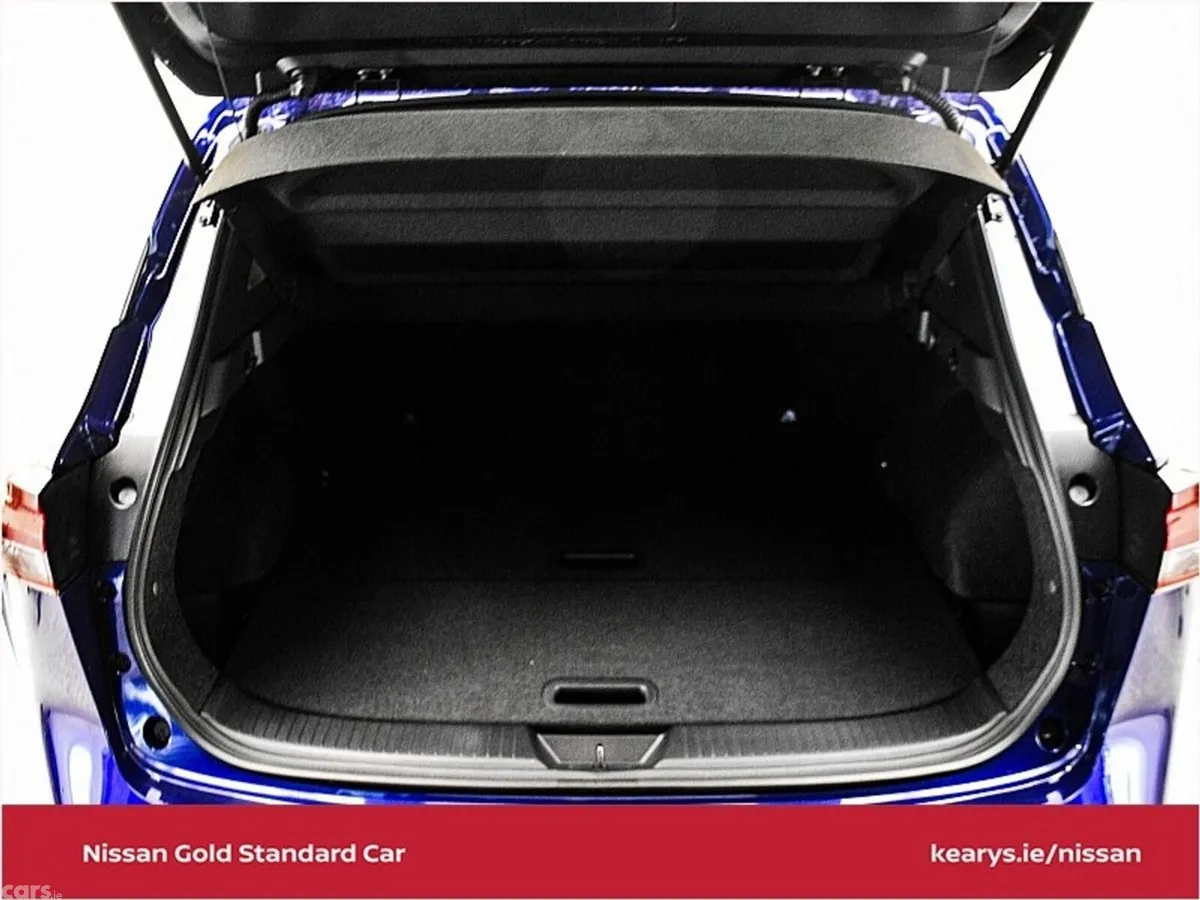 Nissan Qashqai SUV, Petrol, 2022, Blue