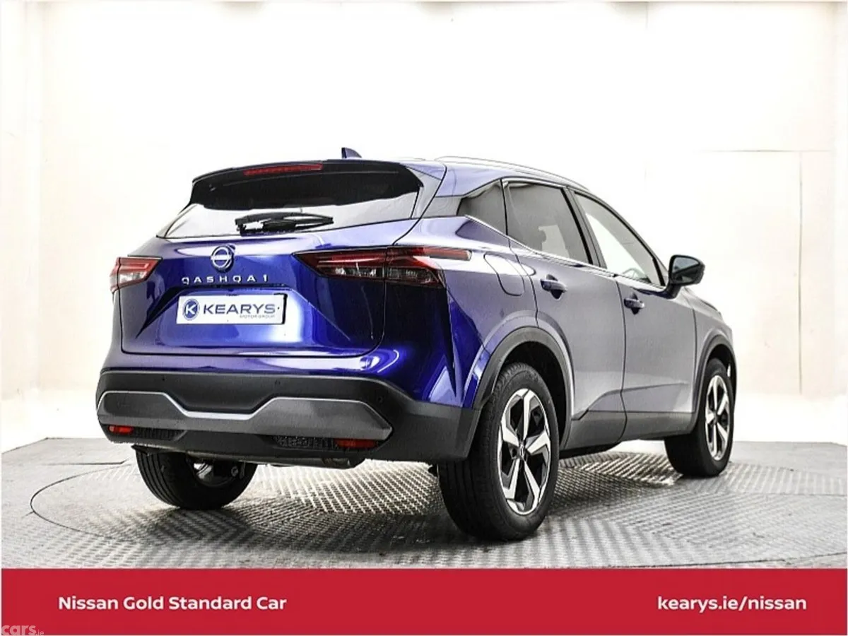 Nissan Qashqai SUV, Petrol, 2022, Blue
