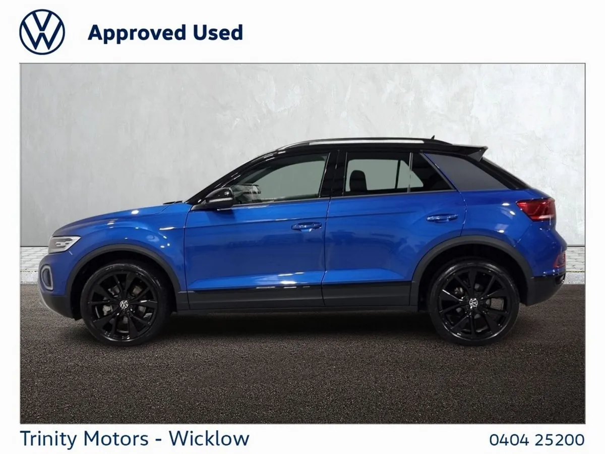 Volkswagen T-Roc SUV, Petrol, 2024, Blue