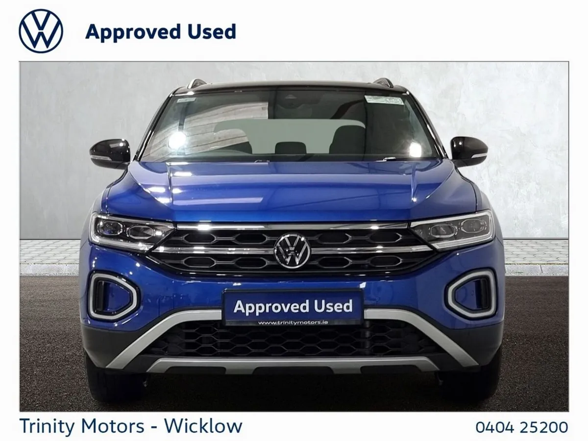 Volkswagen T-Roc SUV, Petrol, 2024, Blue