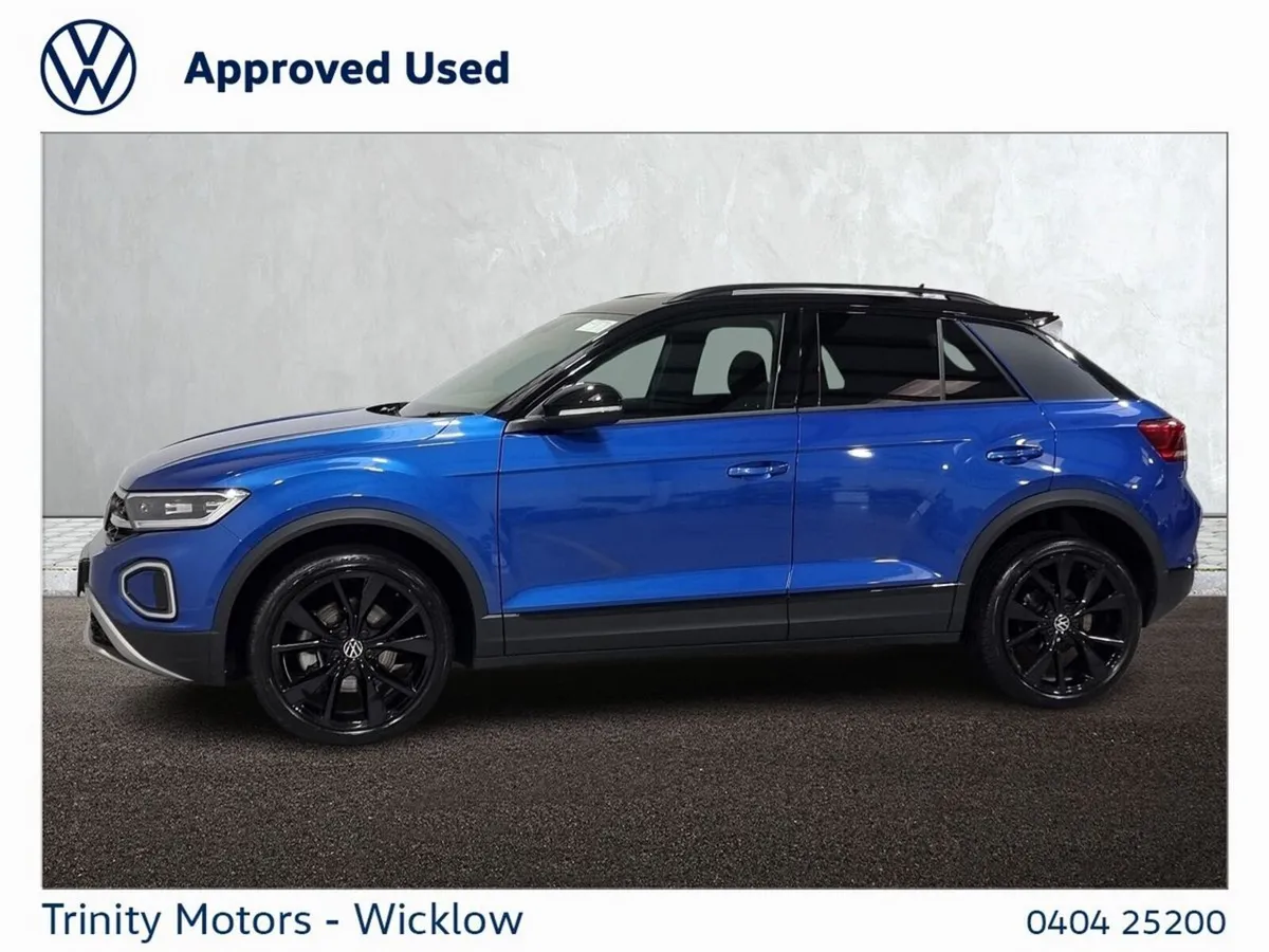 Volkswagen T-Roc SUV, Petrol, 2024, Blue