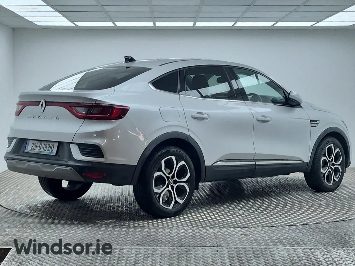 Renault Arkana SUV, Petrol, 2023, White