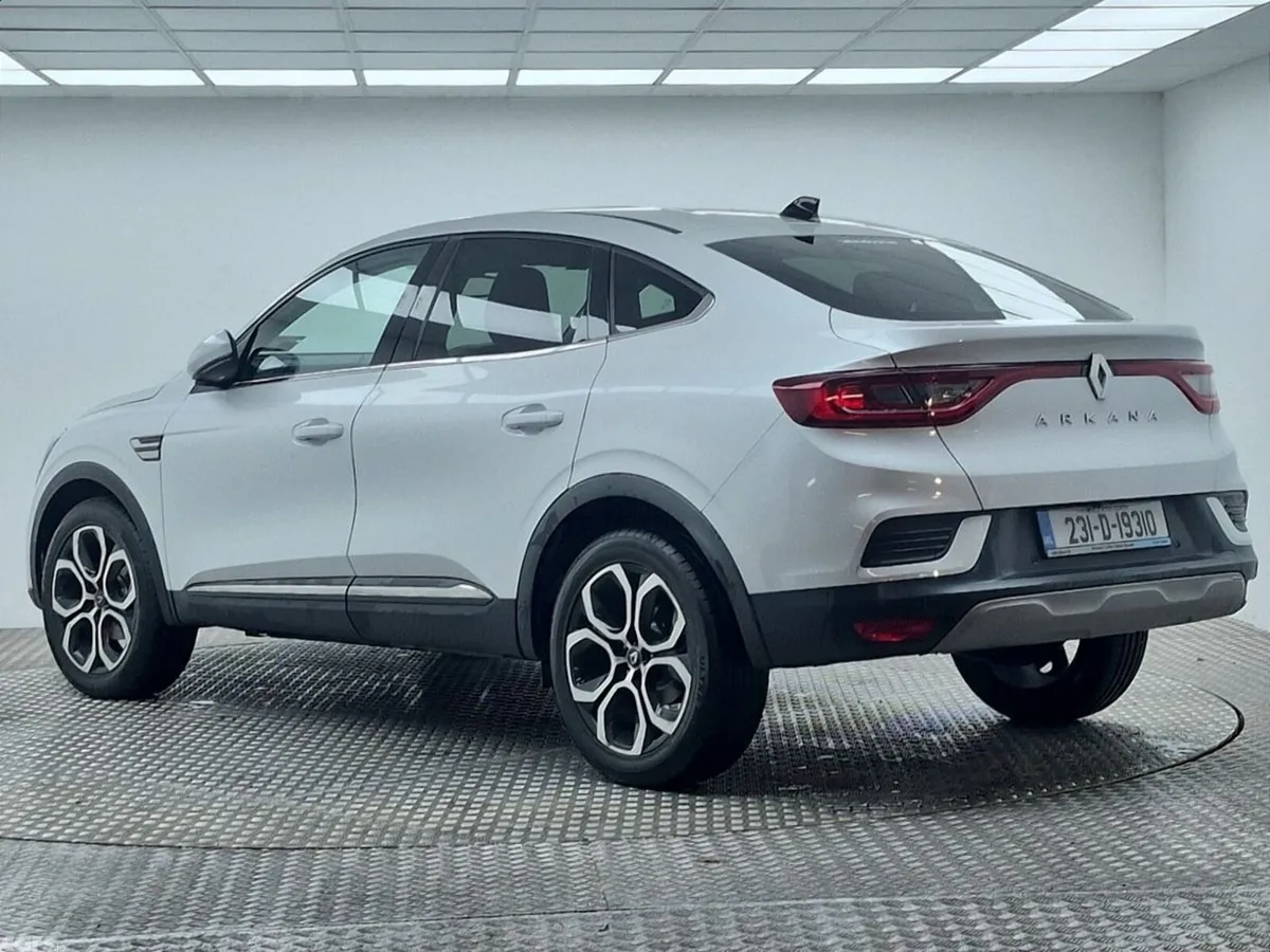 Renault Arkana SUV, Petrol, 2023, White
