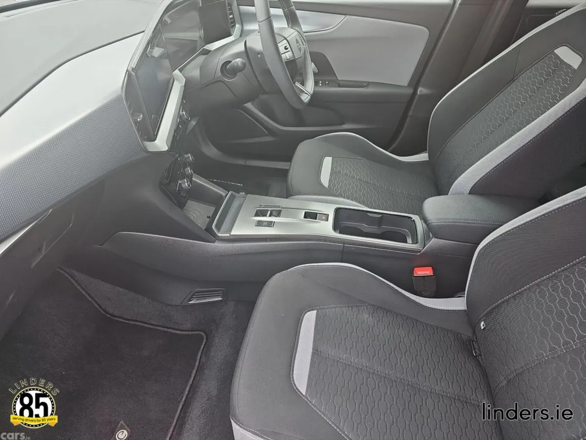 Opel Mokka SUV, Electric, 2026, Grey