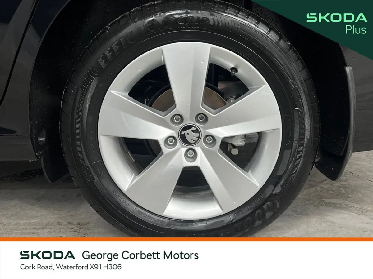 Skoda Scala Hatchback, Petrol, 2026, Black