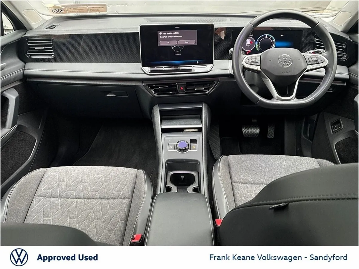 Volkswagen Tiguan SUV, Petrol Plug-in Hybrid, 2025, Black