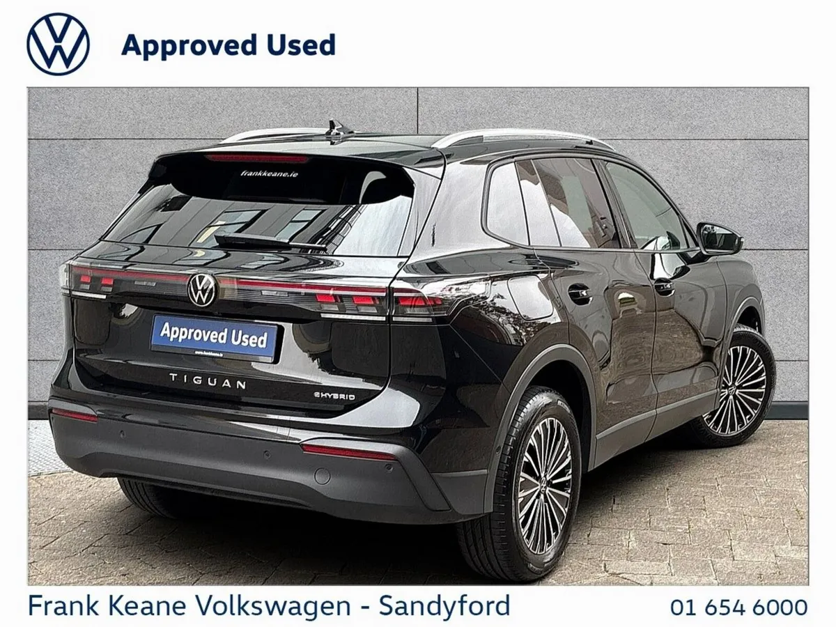 Volkswagen Tiguan SUV, Petrol Plug-in Hybrid, 2025, Black