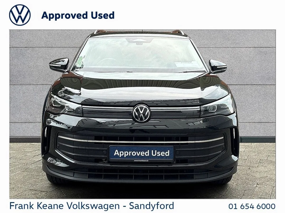 Volkswagen Tiguan SUV, Petrol Plug-in Hybrid, 2025, Black