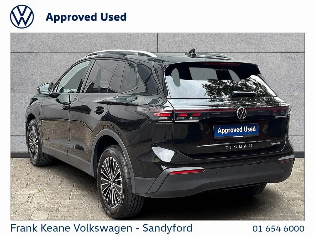 Volkswagen Tiguan SUV, Petrol Plug-in Hybrid, 2025, Black