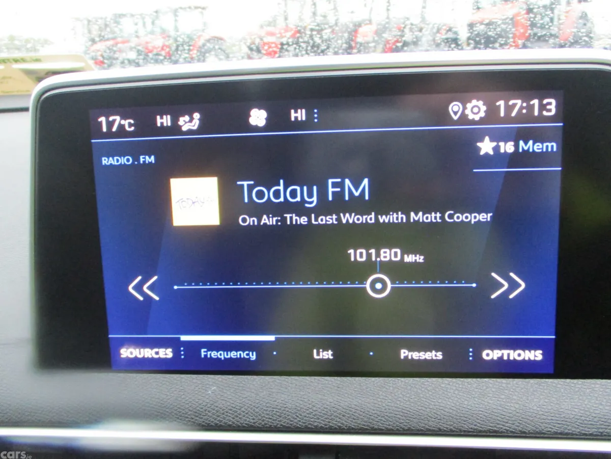 Peugeot 5008 MPV, Petrol, 2019, Green