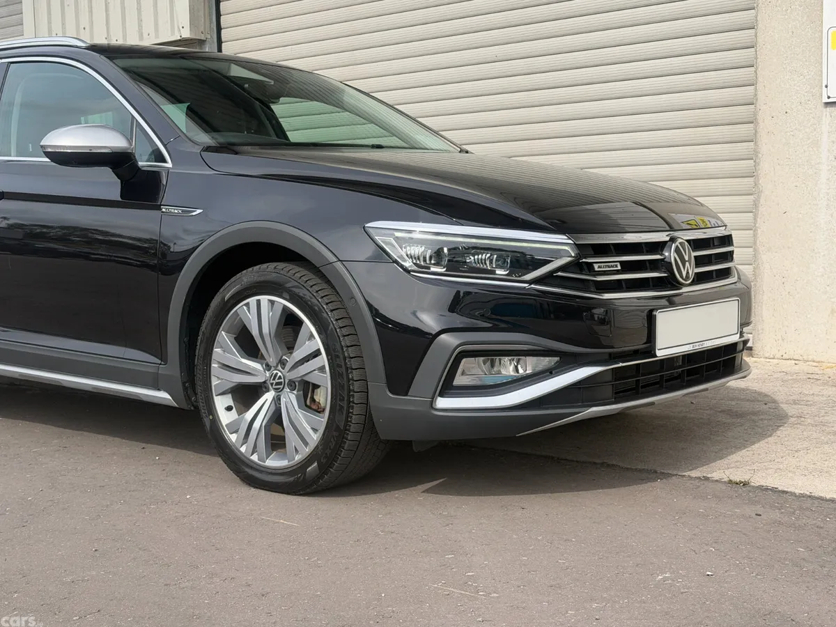 Volkswagen Passat Estate, Diesel, 2022, Black