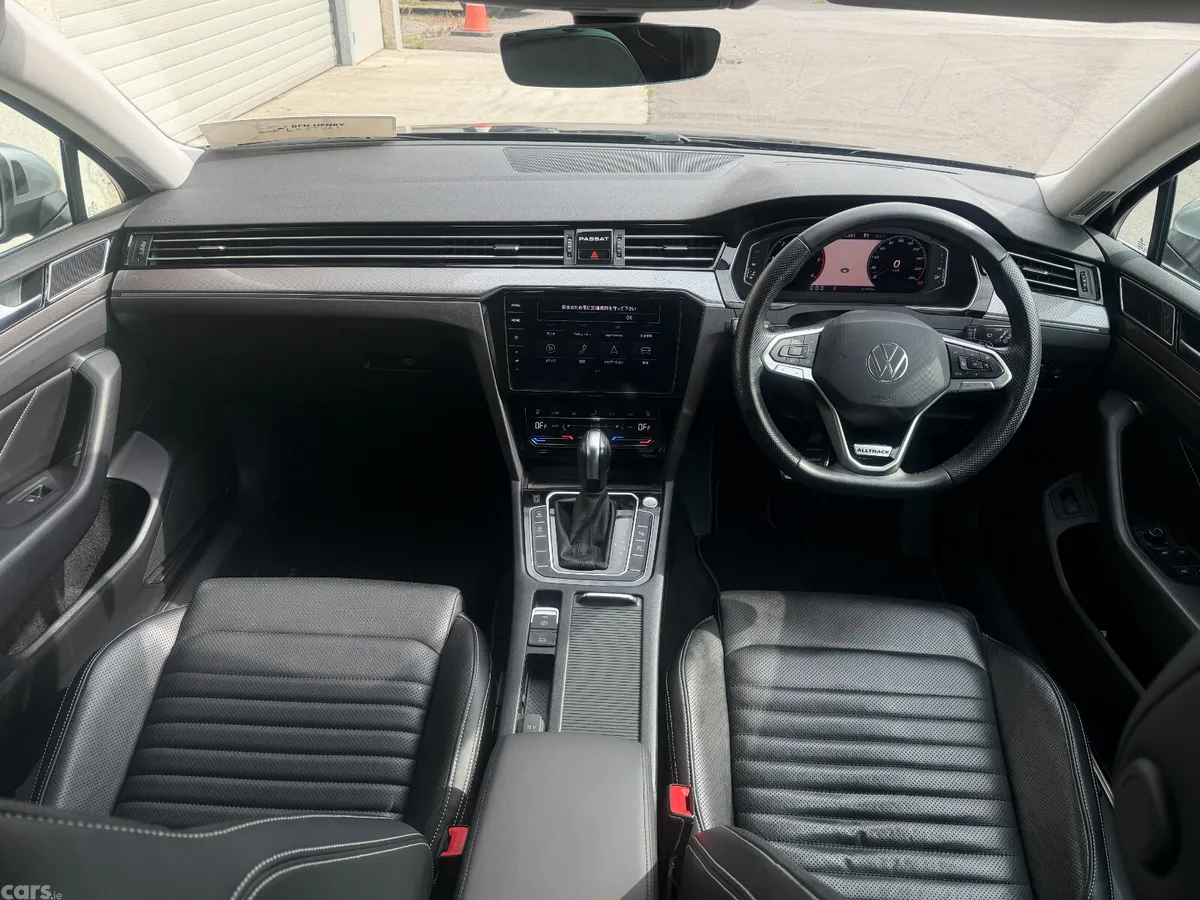 Volkswagen Passat Estate, Diesel, 2022, Black