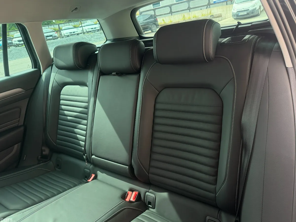 Volkswagen Passat Estate, Diesel, 2022, Black
