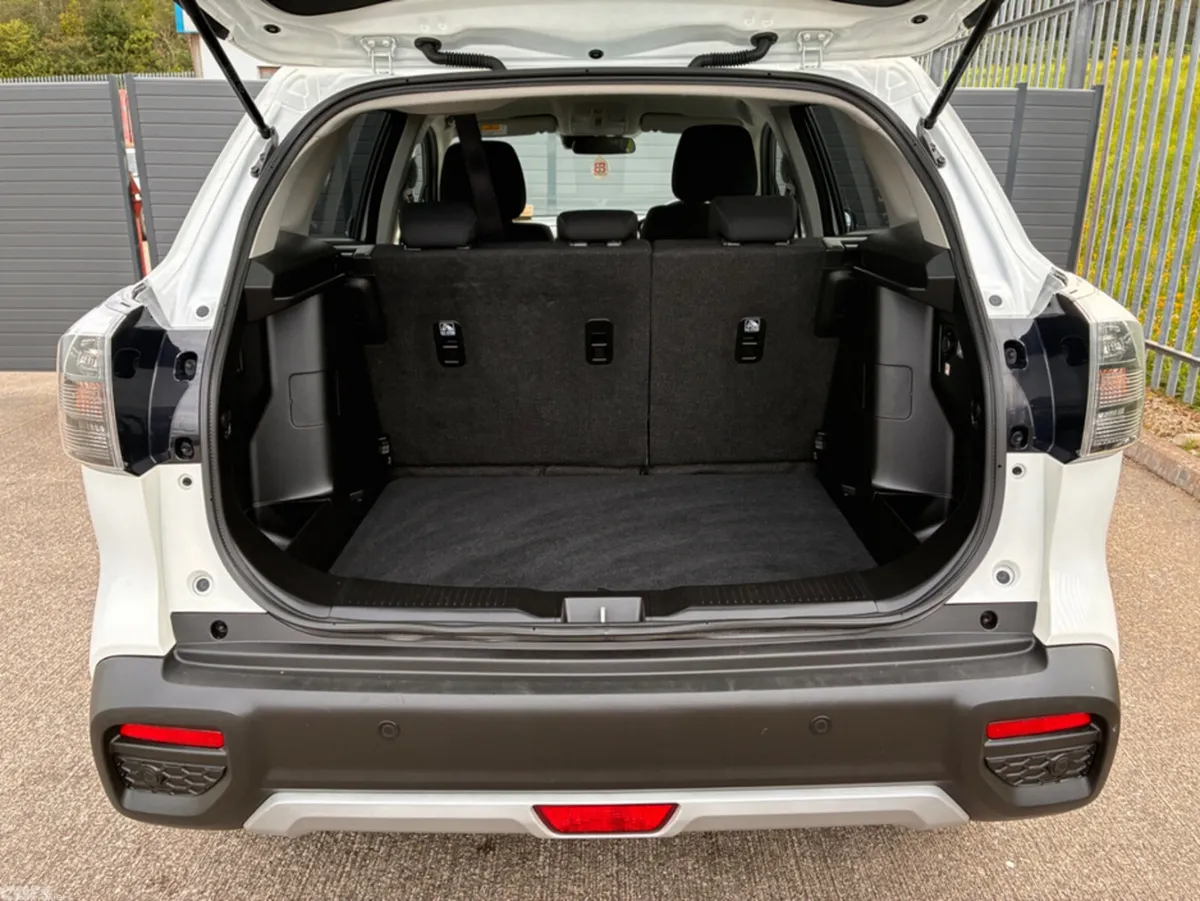 Suzuki SX4 S-Cross Hatchback, Petrol, 2023, White