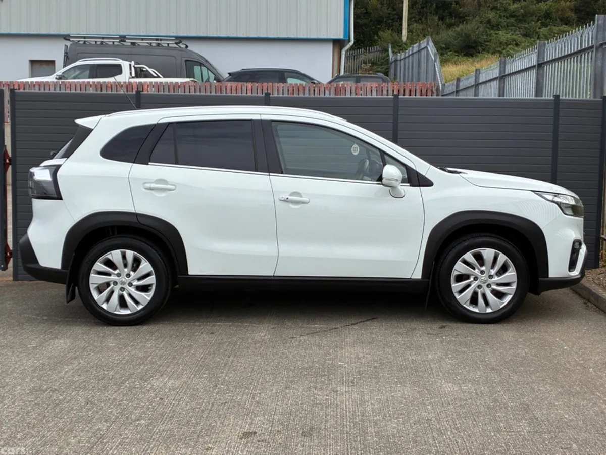 Suzuki SX4 S-Cross Hatchback, Petrol, 2023, White
