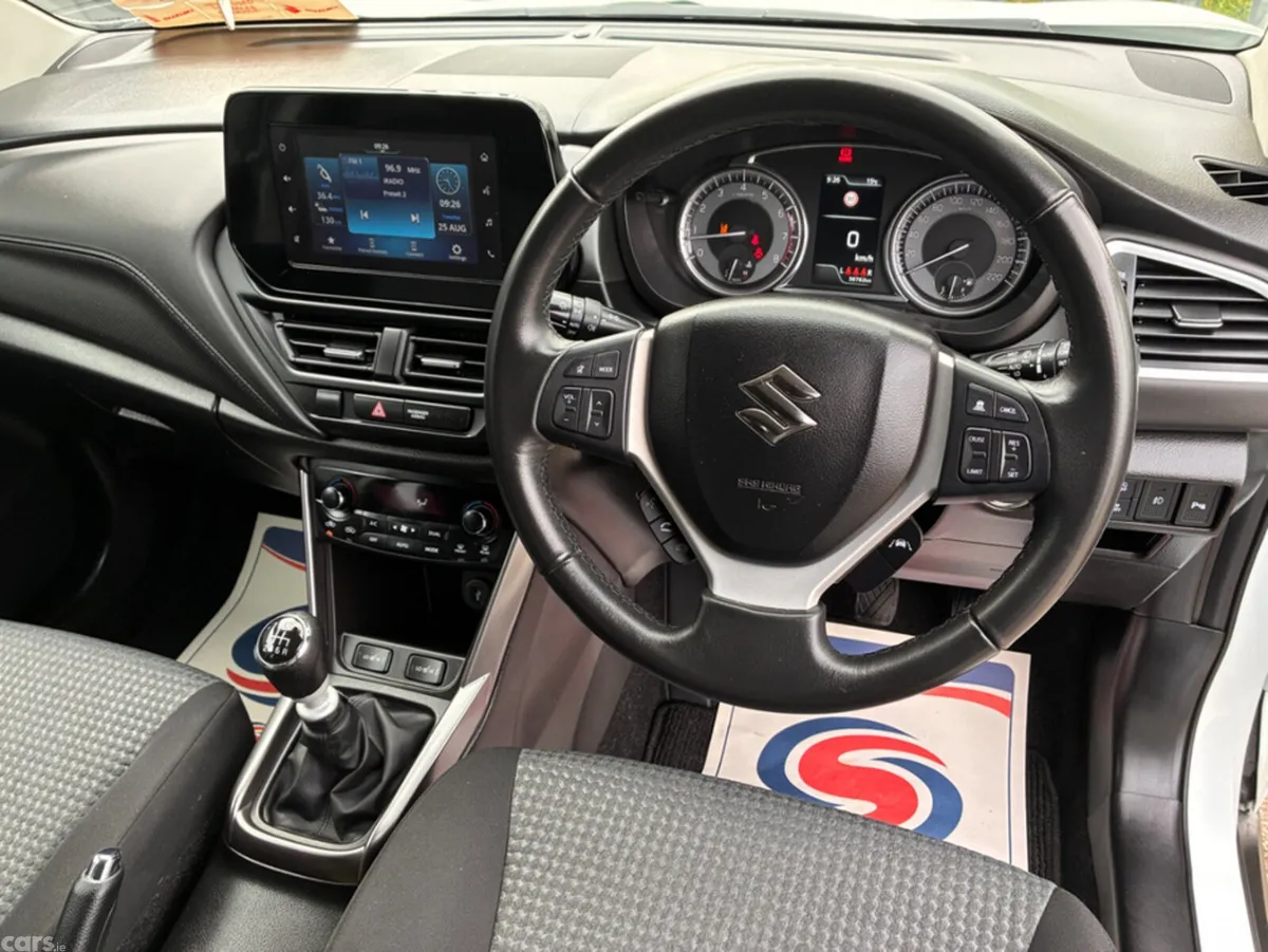 Suzuki SX4 S-Cross Hatchback, Petrol, 2023, White