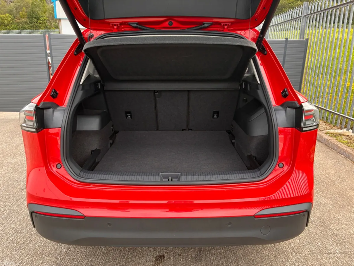 Volkswagen Tiguan SUV, Diesel, 2024, Red