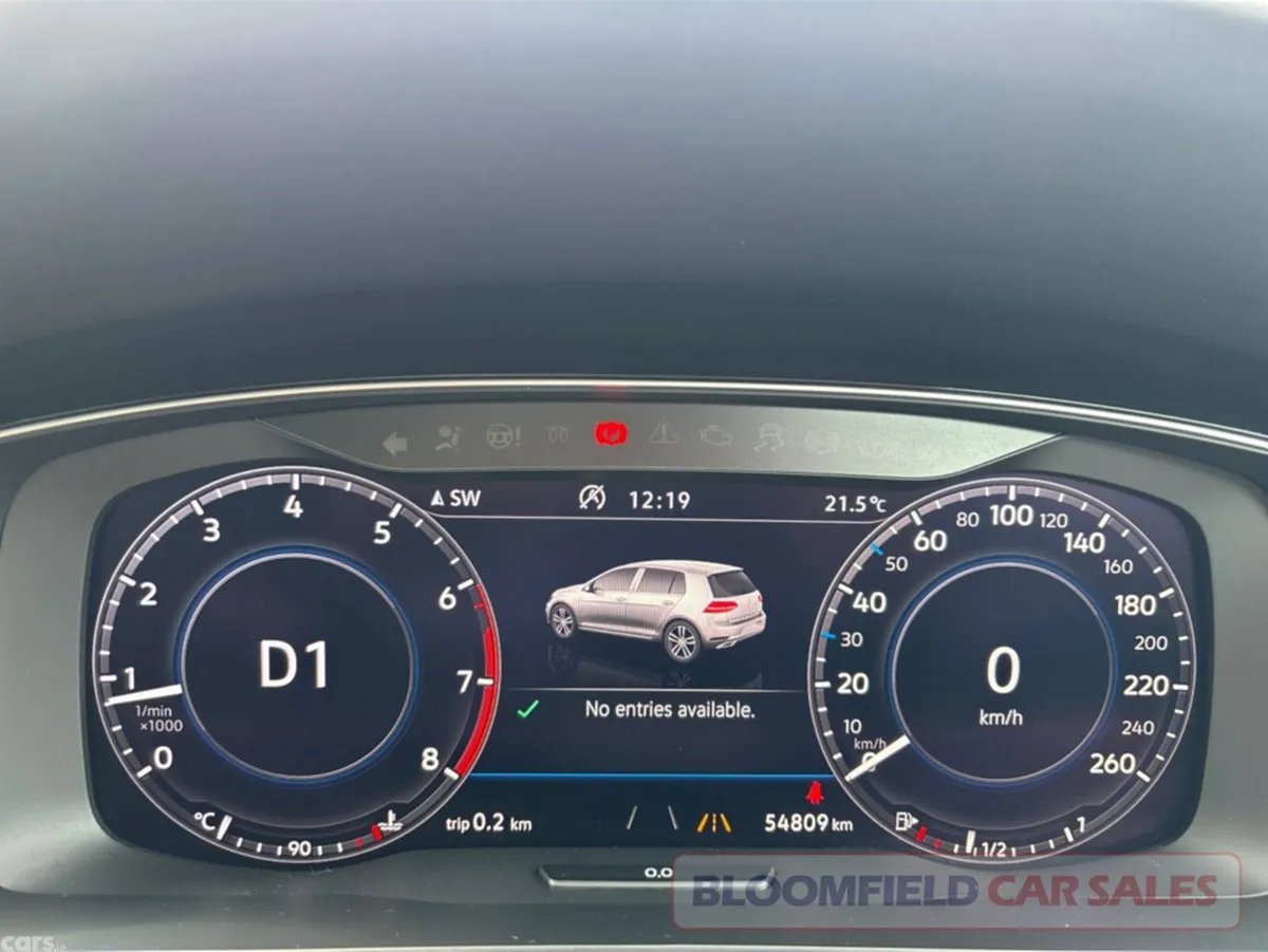 Volkswagen Golf Hatchback, Petrol, 2019, White