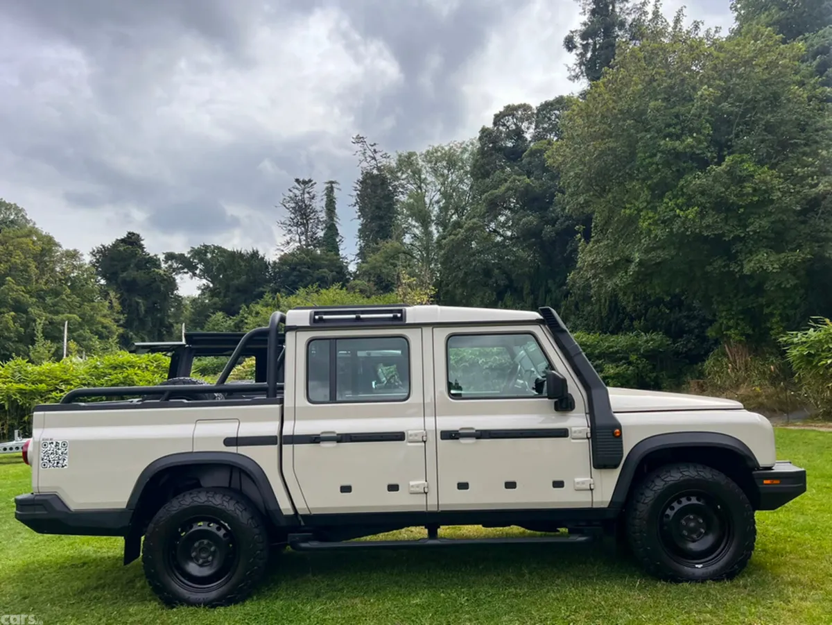 INEOS Grenadier Pick Up, Diesel, 2025, Grey