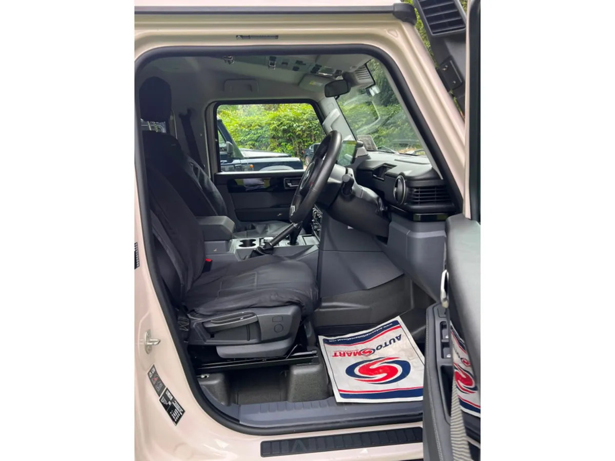 INEOS Grenadier Pick Up, Diesel, 2025, Grey