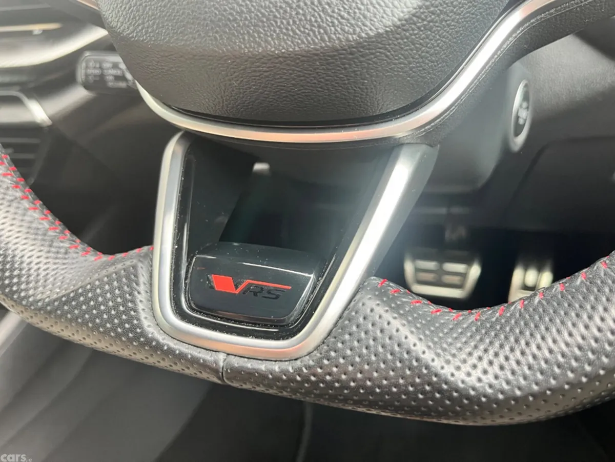 Skoda Octavia Hatchback, Petrol, 2025, Red