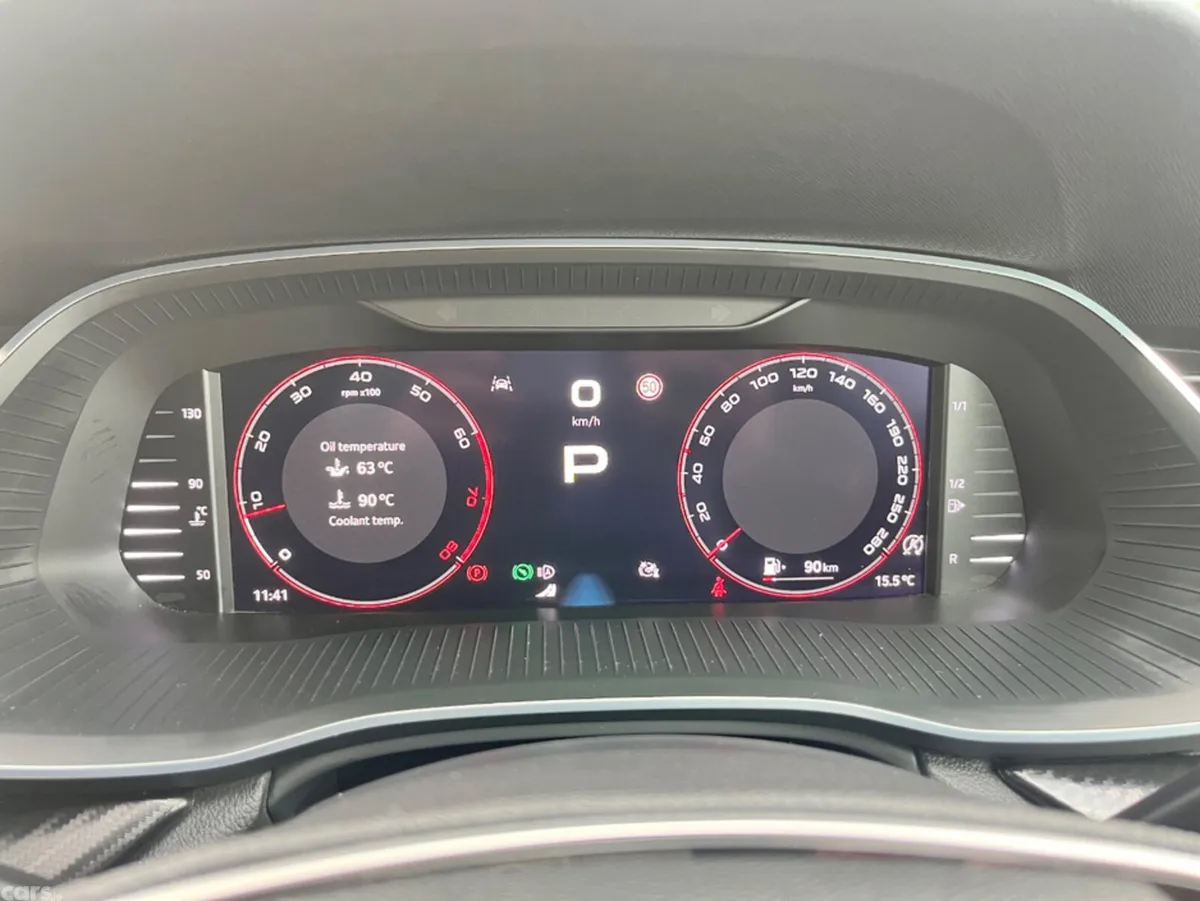 Skoda Octavia Hatchback, Petrol, 2025, Red