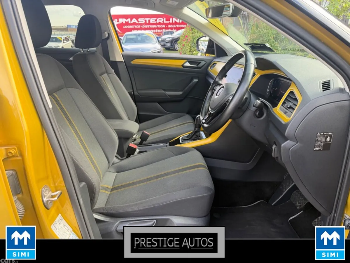Volkswagen T-Roc SUV, Diesel, 2020, Gold