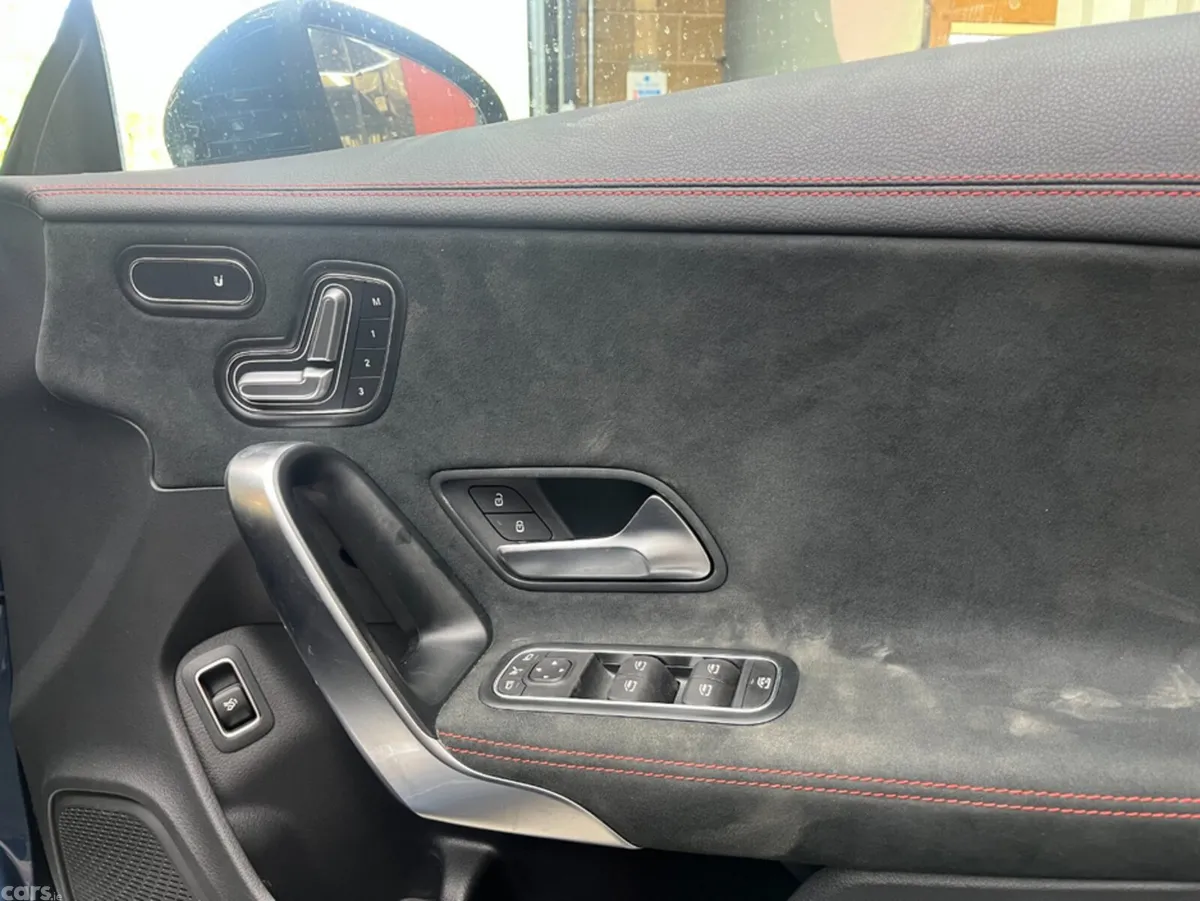 Mercedes-Benz CLA Saloon, Diesel, 2021, Blue