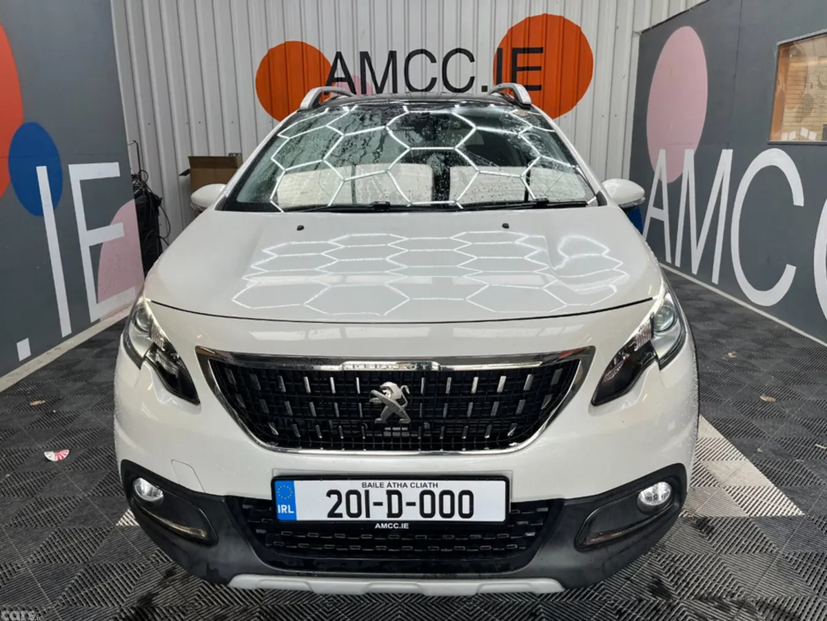 Peugeot 2008 SUV, Petrol, 2020, Red
