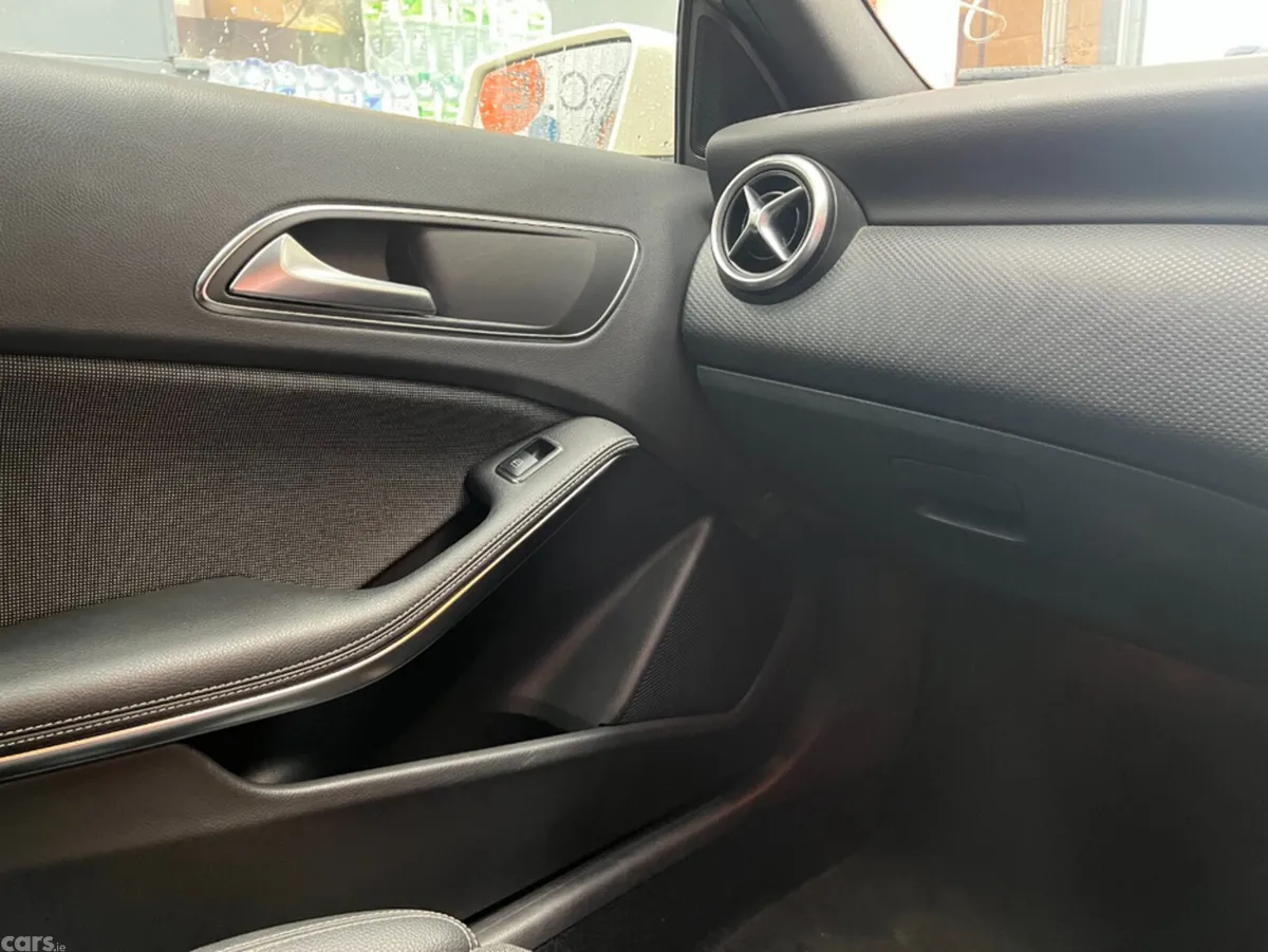Mercedes-Benz A-Class Hatchback, Petrol, 2017, White