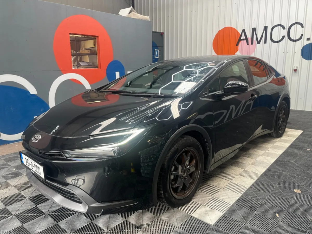 Toyota Prius Saloon, Petrol Hybrid, 2025, Black