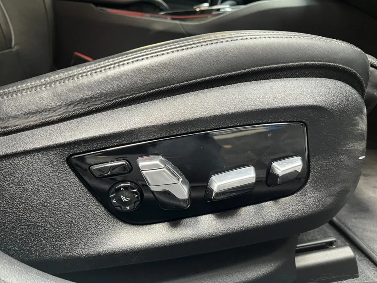 BMW 5-Series Saloon, Petrol Hybrid, 2021, White