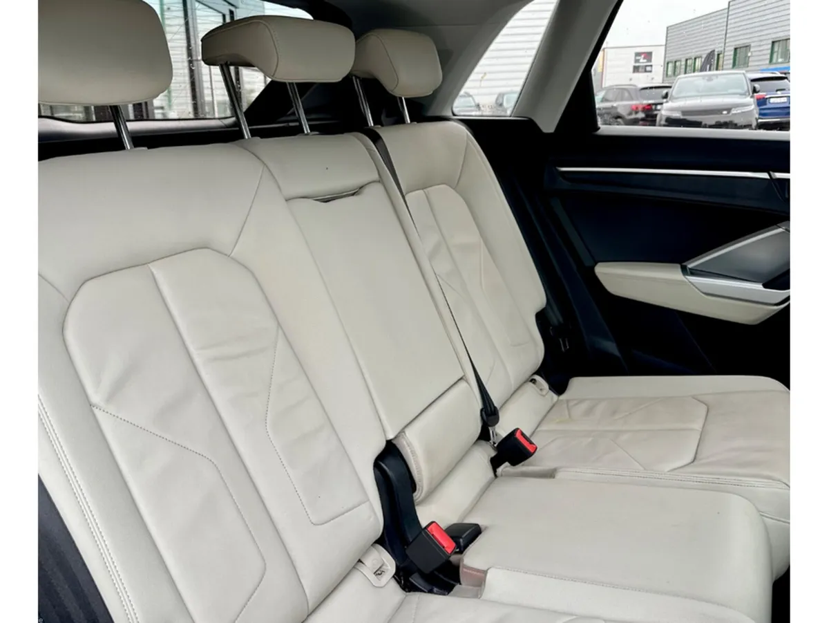 Audi Q3 SUV, Diesel, 2019, Blue