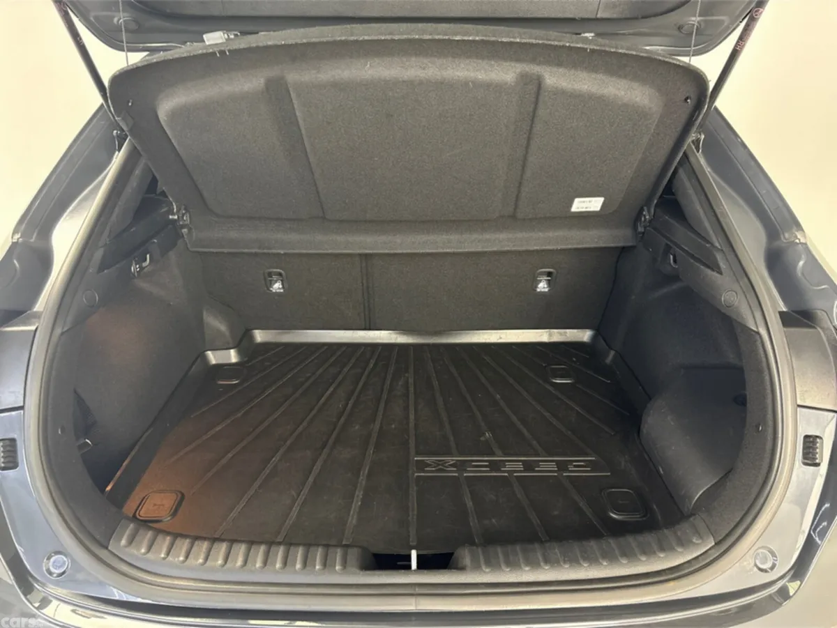 Kia XCeed Hatchback, Petrol Plug-in Hybrid, 2022, Grey