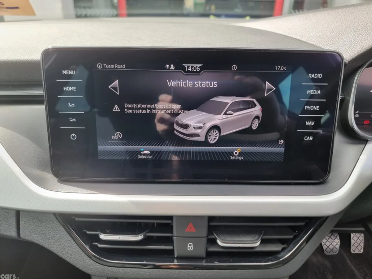 Skoda Kamiq Hatchback, Petrol, 2020, Grey
