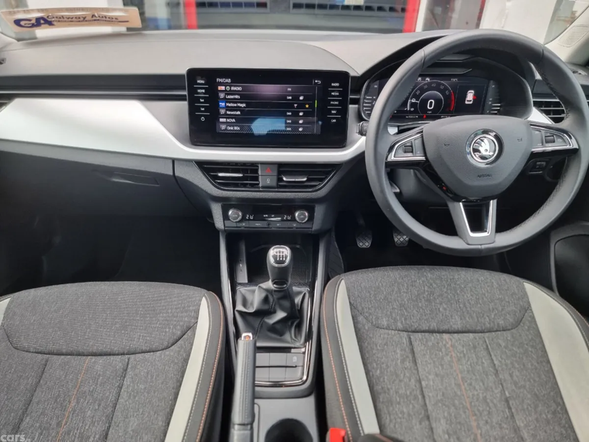 Skoda Kamiq Hatchback, Petrol, 2020, Grey