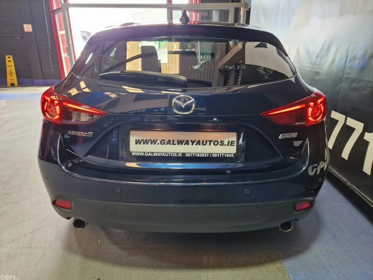Mazda Mazda3 Hatchback, Petrol, 2015, Blue