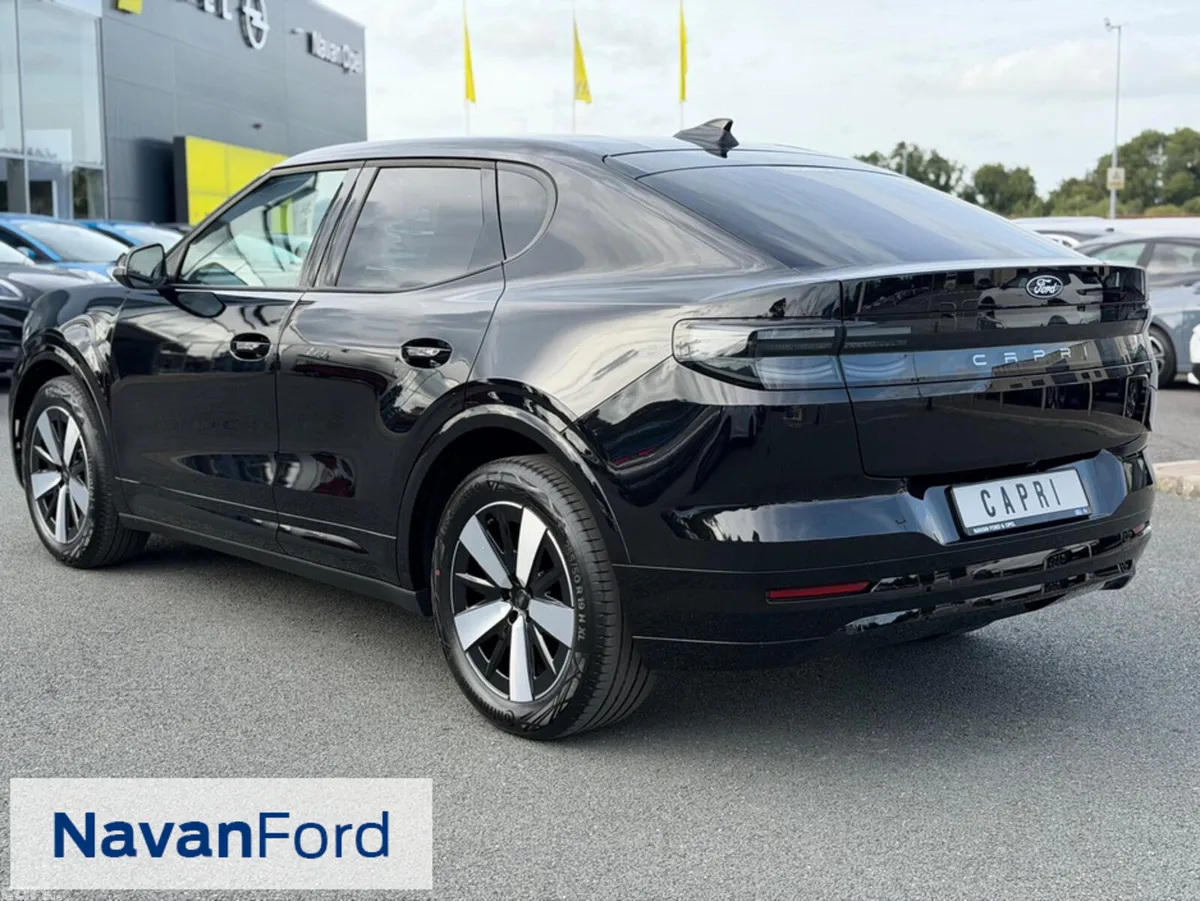 Ford Capri SUV, Electric, 2027, Black