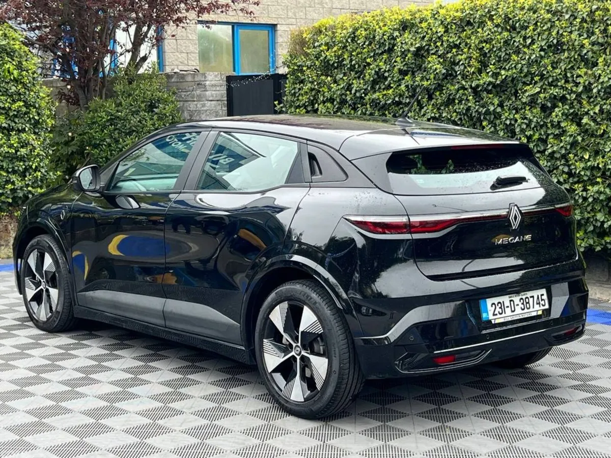 Renault Megane E-Tech Hatchback, Electric, 2023, Black