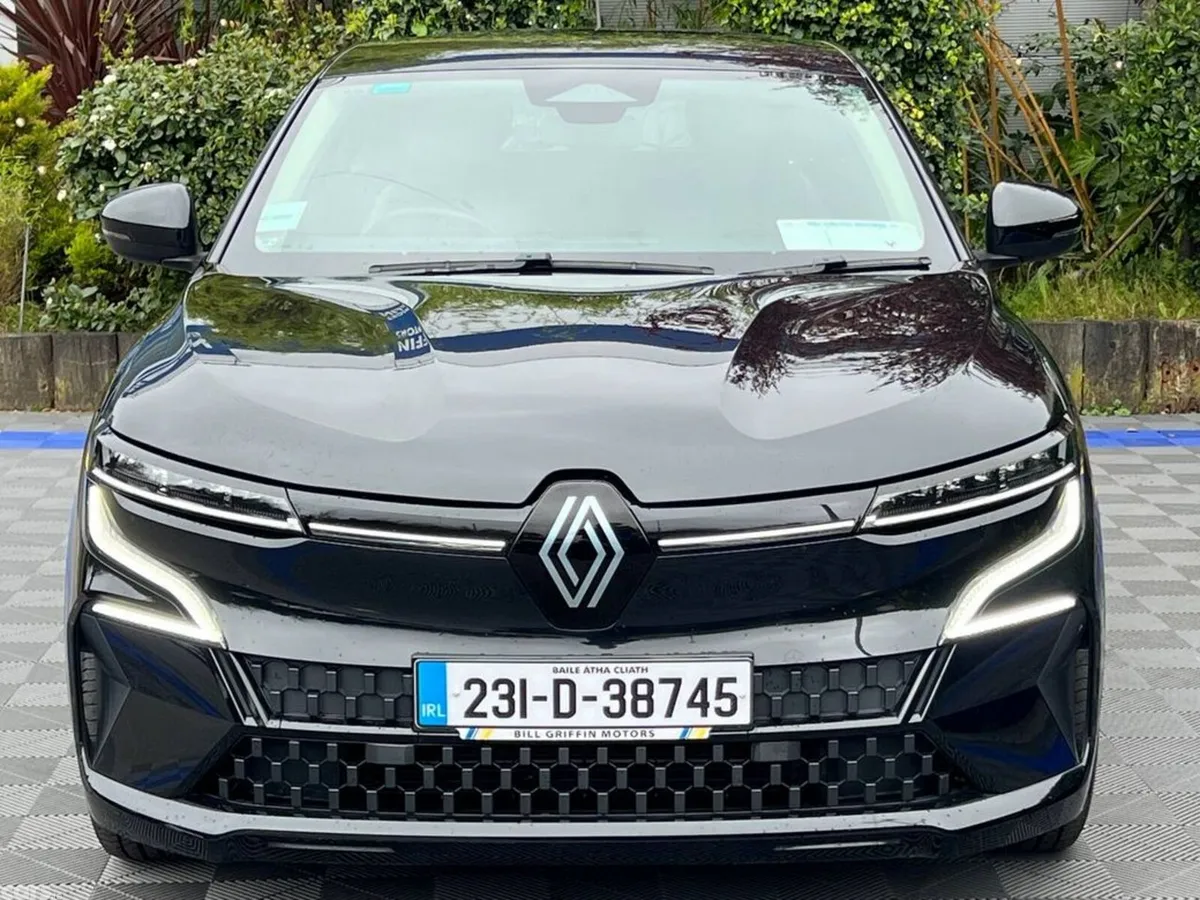 Renault Megane E-Tech Hatchback, Electric, 2023, Black