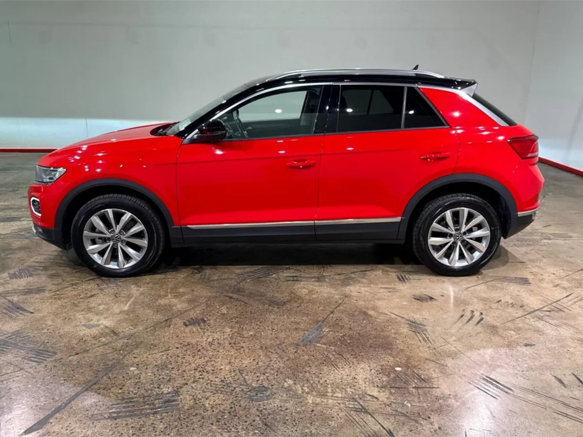 Volkswagen T-Roc SUV, Diesel, 2021, Red