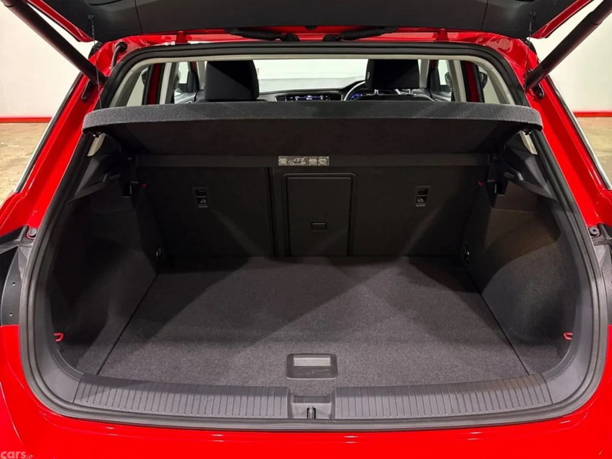 Volkswagen T-Roc SUV, Diesel, 2021, Red