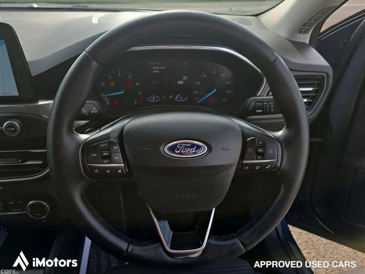 Ford Focus Hatchback, Petrol, 2019, Blue